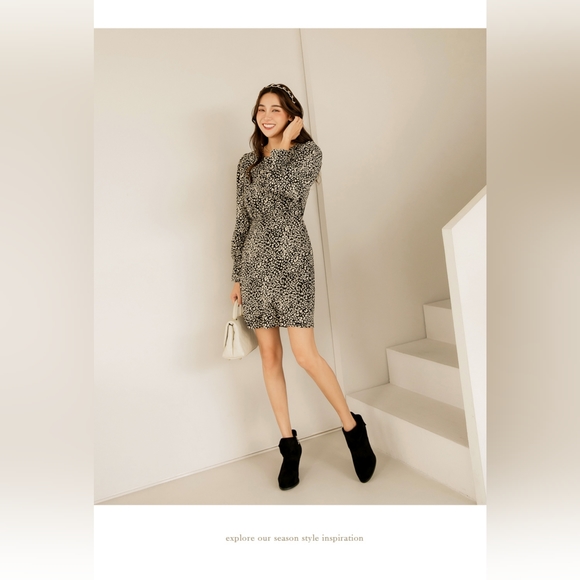 Ann’s elastic velvet side large bow stiletto boots, with Thick 11mm latex insole - Picture 3 of 16